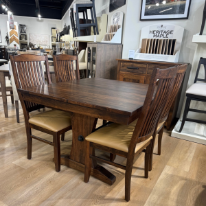 Glen Garry Dining Set